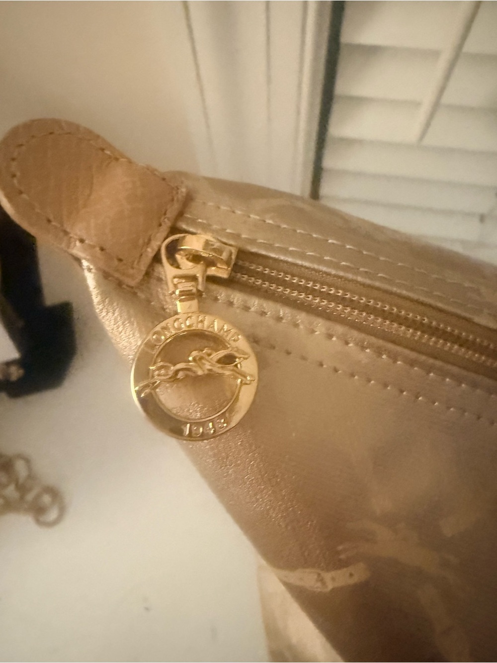 ✨RARE Longchamp LM Metal Le Pliage Large Tote - Metallic Gold✨ - Picture 4 of 7